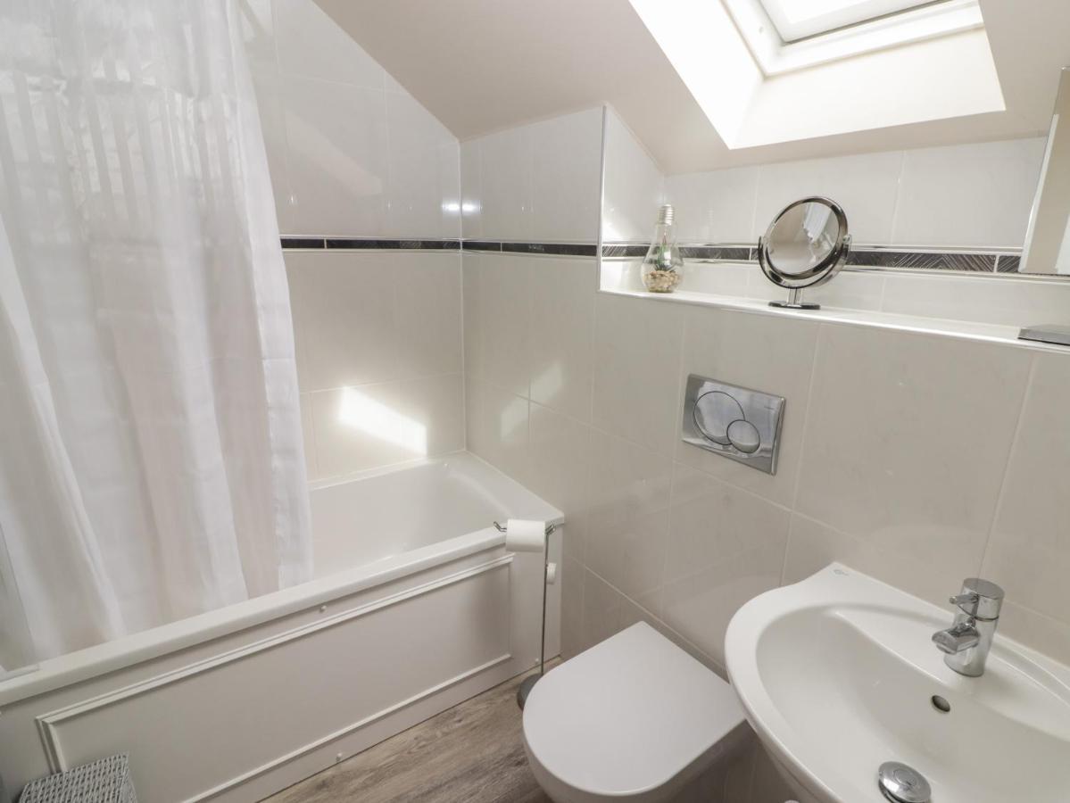 Daffodil Apartment テンビー エクステリア 写真