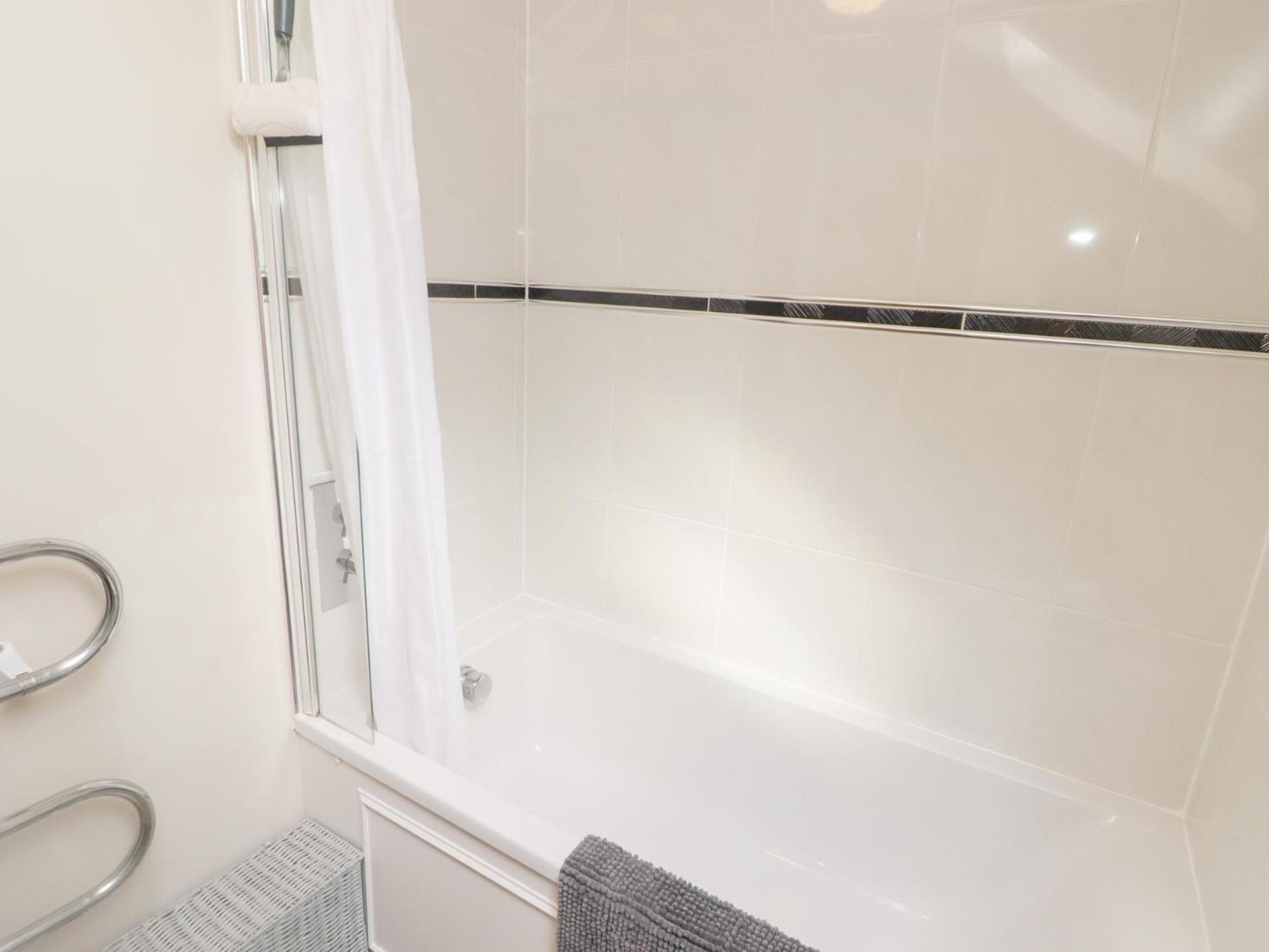 Daffodil Apartment テンビー エクステリア 写真